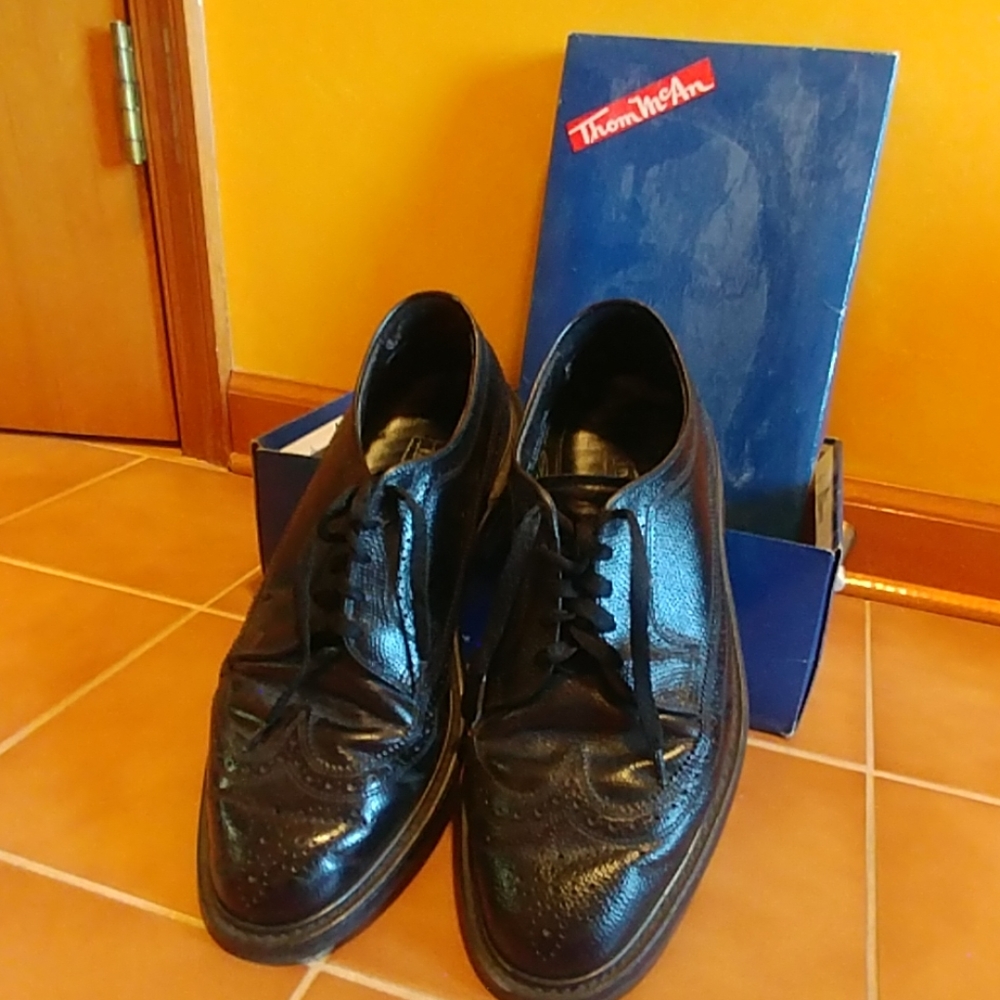 Leather wing tips